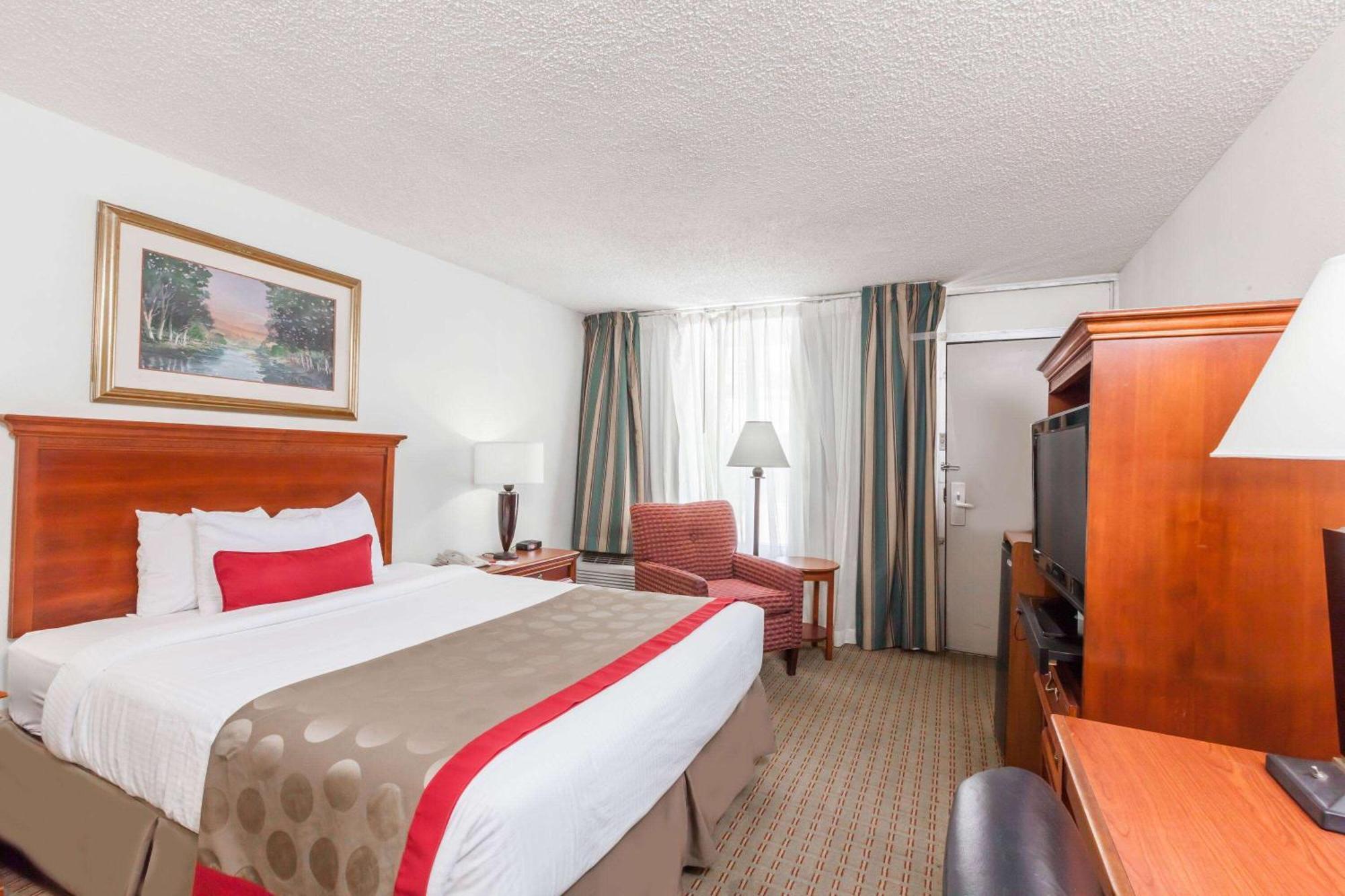 מלון Ramada By Wyndham ניו איבריה מראה חיצוני תמונה